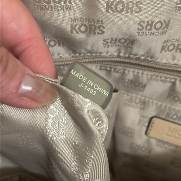 MICHAEL KORS - Yellow Leather Tote Bag - EUC - Picture 8 of 13